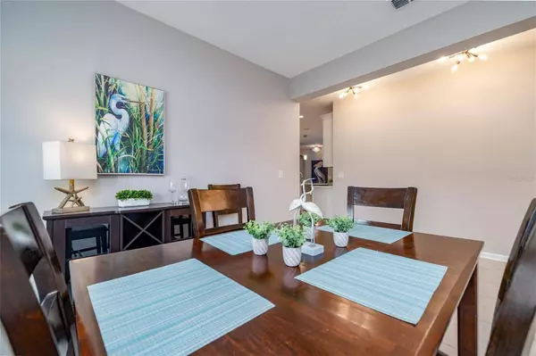 32 ASHFORD LAKES DR, Ormond Beach, FL 32174