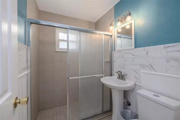 22 SUNNY SHORE DR, Ormond Beach, FL 32176