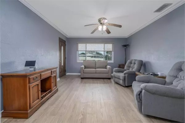 22 SUNNY SHORE DR, Ormond Beach, FL 32176