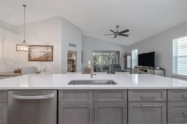 124 RAINTREE CIR, Palm Coast, FL 32164