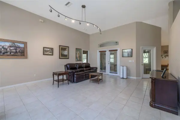 6 FAIRHILL LN, Palm Coast, FL 32137