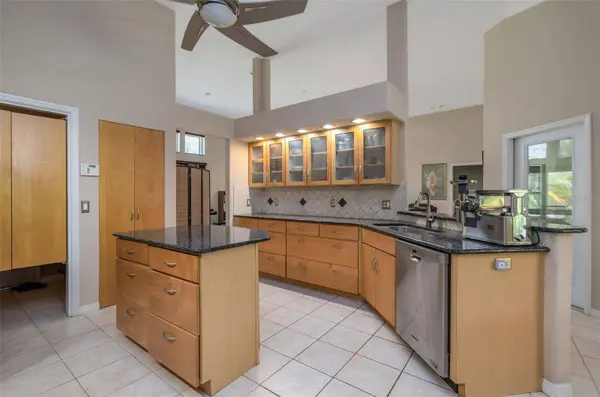 6 FAIRHILL LN, Palm Coast, FL 32137