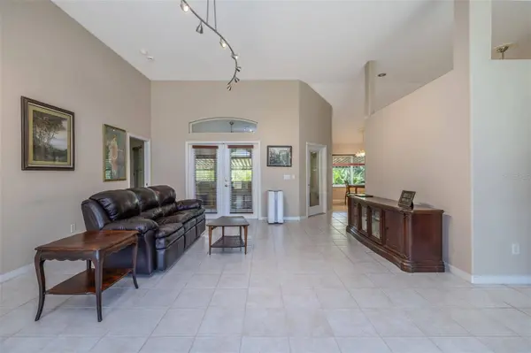 6 FAIRHILL LN, Palm Coast, FL 32137