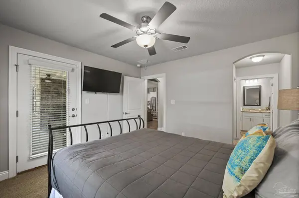 7094 Gordon Evans Rd, Navarre, FL 32566