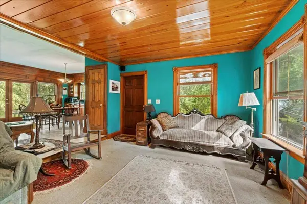 15012 N 301 HWY, Thonotosassa, FL 33592