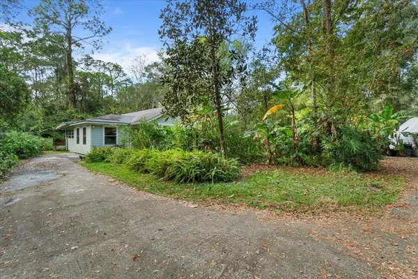 15012 N 301 HWY, Thonotosassa, FL 33592