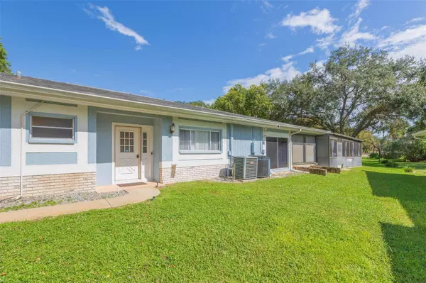 13016 CLUB DR, Hudson, FL 34667