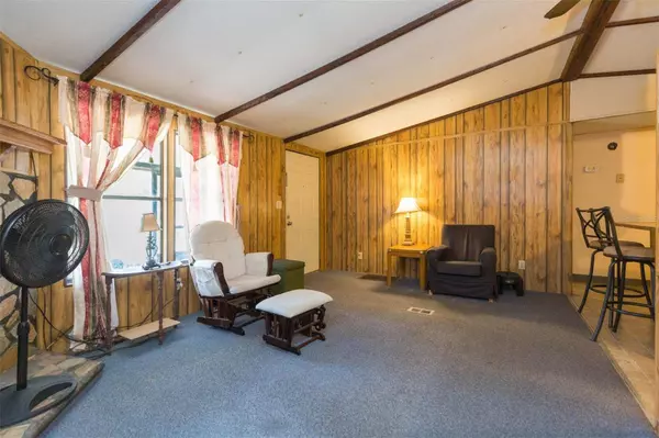 11228 MARLBOROUGH DR, Seffner, FL 33584