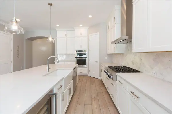 3621 W DE LEON ST, Tampa, FL 33609