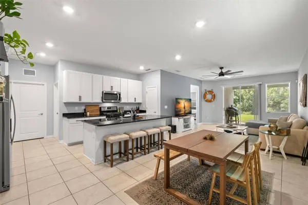5834 BUNGALOW GROVE CT, Palmetto, FL 34221