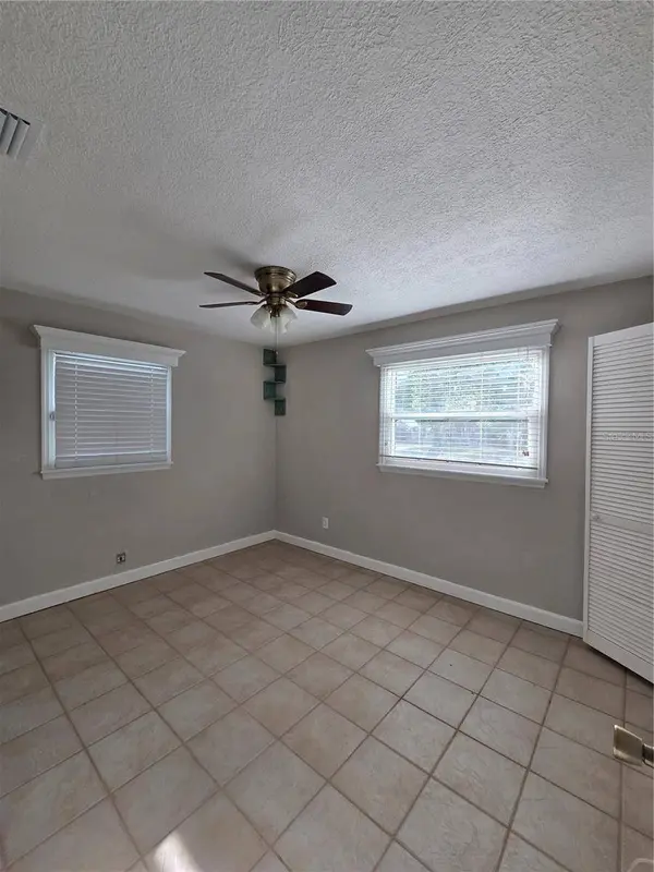 835 GOLDEN ISLE DR, Mount Dora, FL 32757