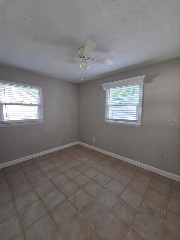 835 GOLDEN ISLE DR, Mount Dora, FL 32757