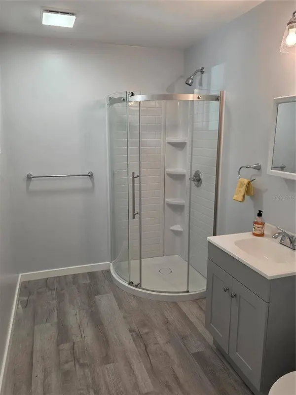 835 GOLDEN ISLE DR, Mount Dora, FL 32757
