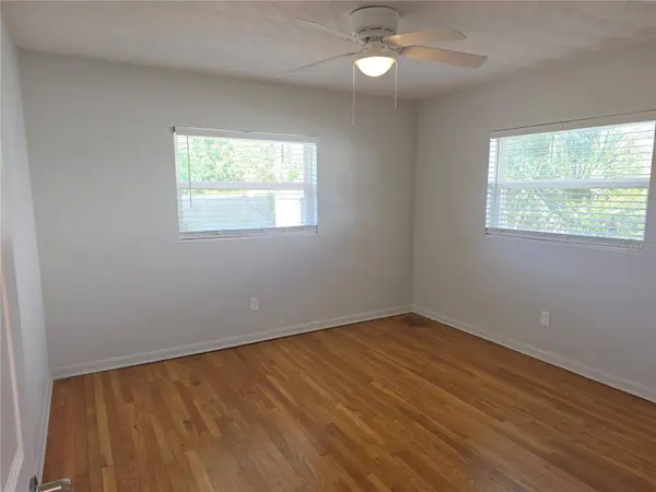 915 NORMAN DR, Mount Dora, FL 32757