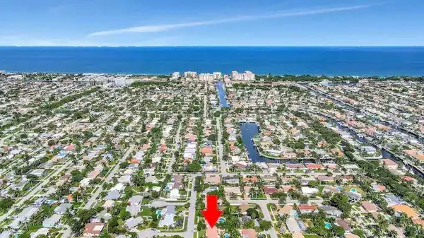 2320 NE 51st ST, Lighthouse Point, FL 33064