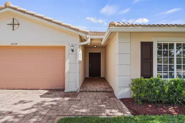 2064 SW Newport Isles BLVD, Port Saint Lucie, FL 34953