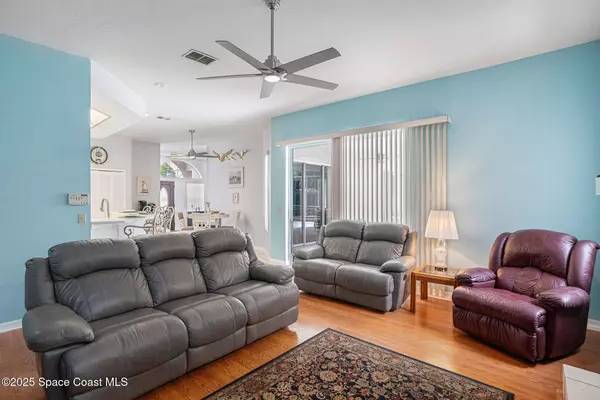 3817 Redwood DR, Land O'lakes, FL 34637