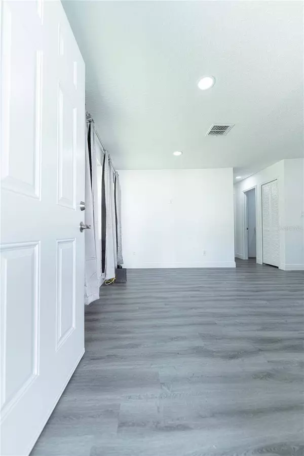 2221 WAKULLA WAY, Orlando, FL 32839