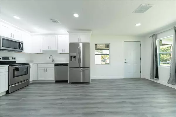 2221 WAKULLA WAY, Orlando, FL 32839