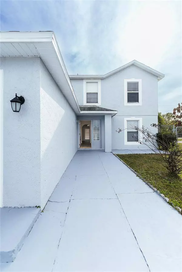 945 GATESHEAD CT, Kissimmee, FL 34758