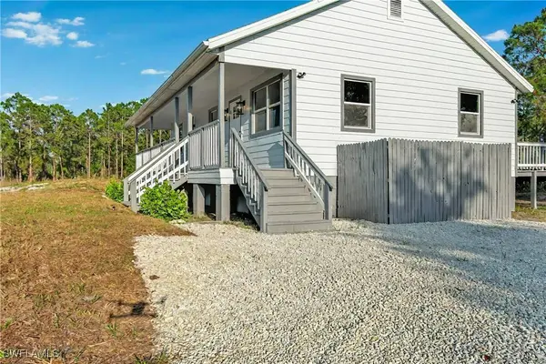 407 W 17th ST, Lehigh Acres, FL 33972