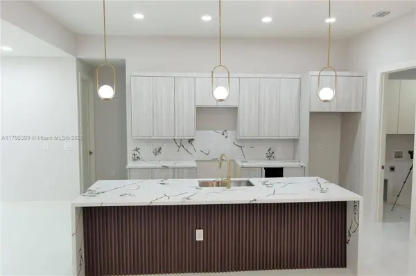 438 S Rathburn ST, Lehigh Acres, FL 33974