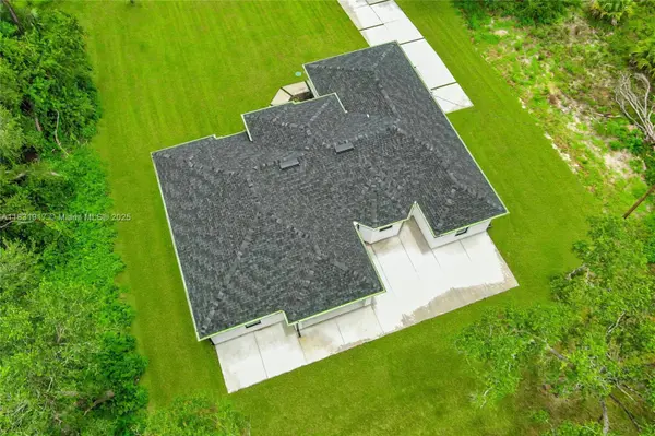 407 Washington AVE, Lehigh Acres, FL 33972
