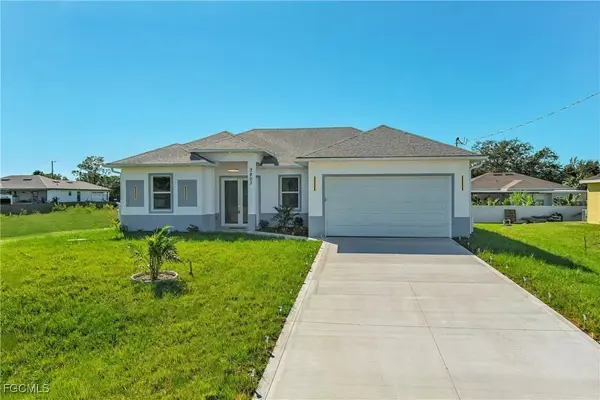 3807 3RD ST SW, Lehigh Acres, FL 33976