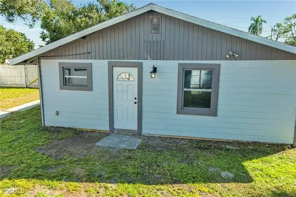 1762 Woodward AVE, North Fort Myers, FL 33903