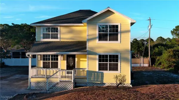 3906 28th ST SW, Lehigh Acres, FL 33976