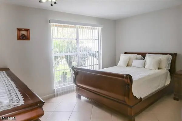 18450 Orangecrest CT, Lehigh Acres, FL 33936