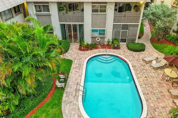 1541 NE 34th Ct #104, Oakland Park, FL 33334