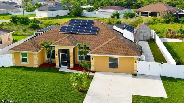 432 Willowbrook DR, Lehigh Acres, FL 33972
