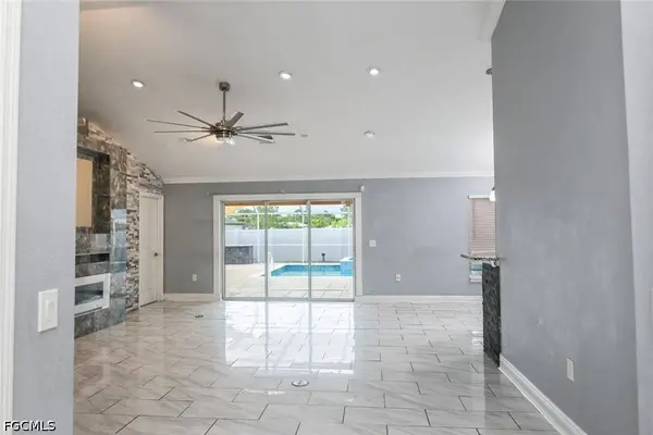 432 Willowbrook DR, Lehigh Acres, FL 33972