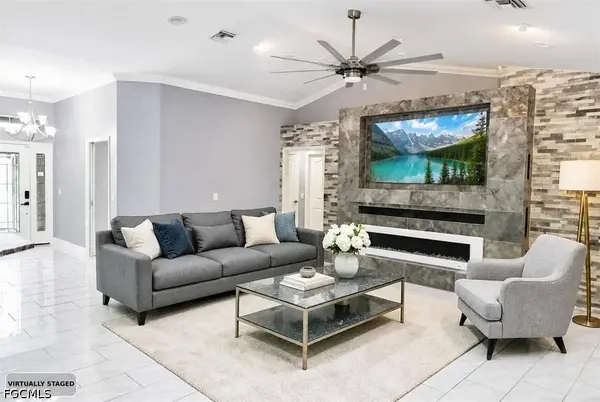 432 Willowbrook DR, Lehigh Acres, FL 33972
