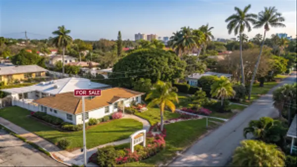 Essential Tips for Buying Hollywood FL Homes for Sale