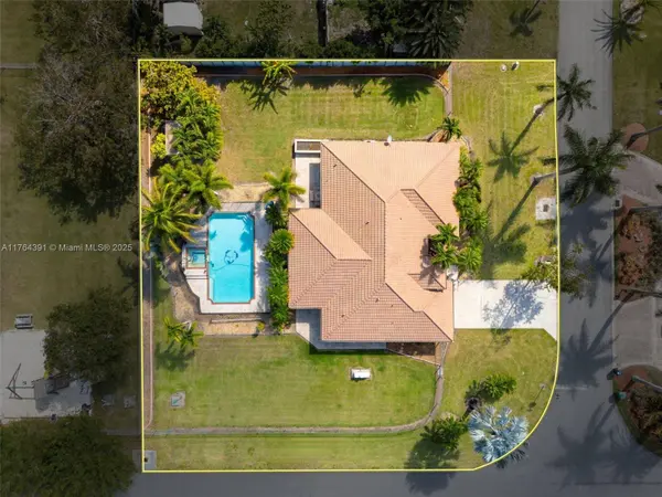 20317 SW 324th St, Homestead, FL 33030