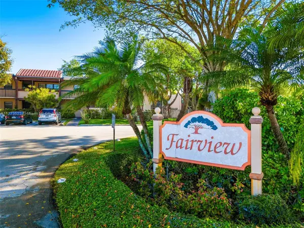 20801 San Simeon Way #204, Miami, FL 33179