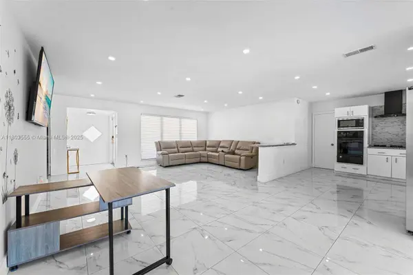 7601 Harbour Blvd, Miramar, FL 33023