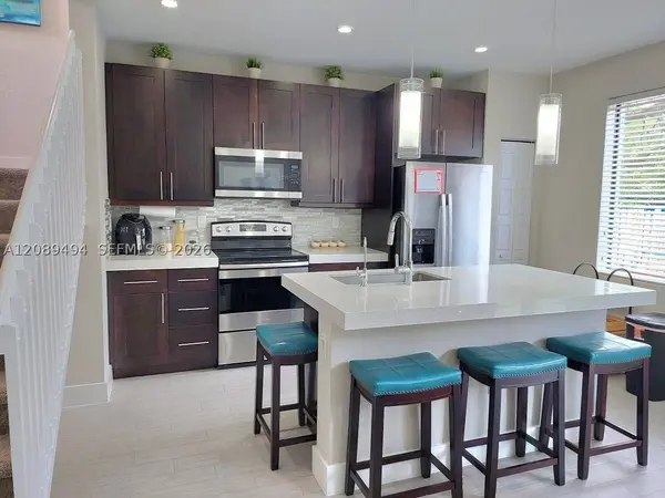 28801 SW 160th Ct, Homestead, FL 33033