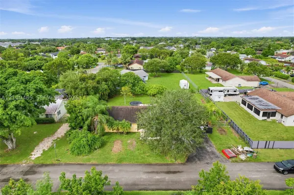 28420 SW 159th Ave, Homestead, FL 33033