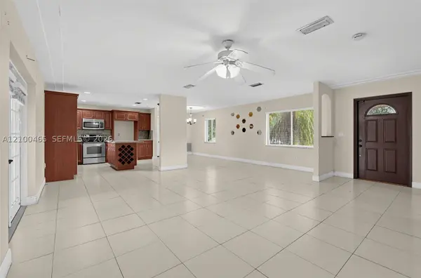 28420 SW 159th Ave, Homestead, FL 33033