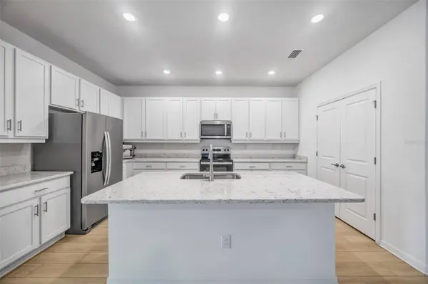 7882 LENNOX LOOP, Wesley Chapel, FL 33544