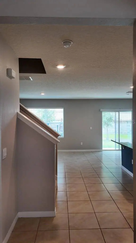 11237 AMBER RIDGE DR, Zellwood, FL 32798