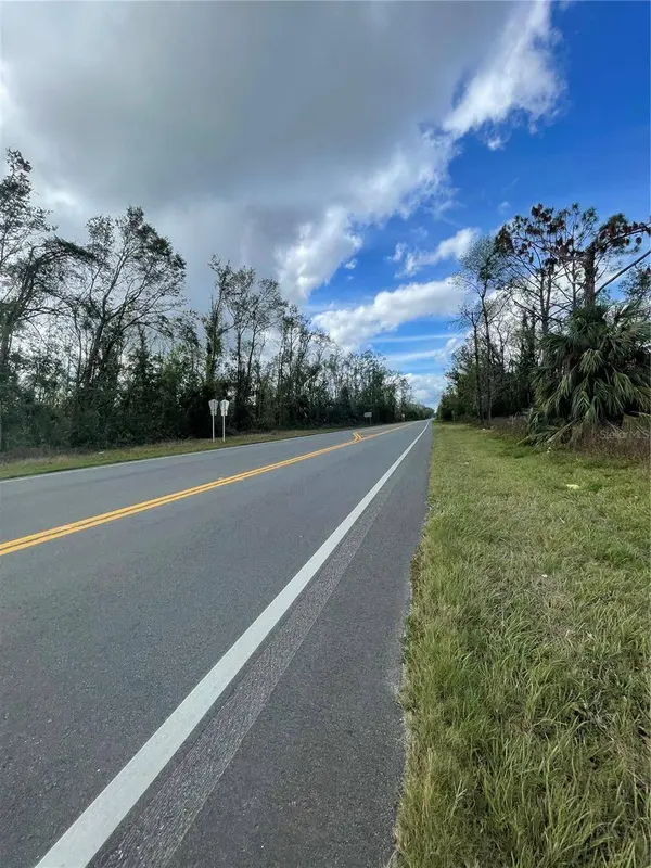 W US 27, Mayo, FL 32066