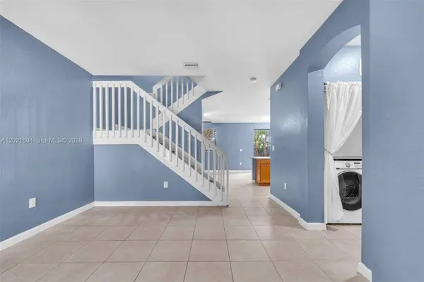 207 SE 37th Pl, Homestead, FL 33033