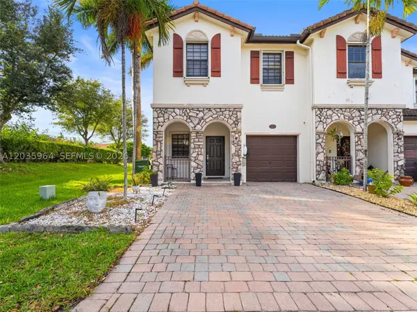 3701 NE 4th St, Homestead, FL 33033