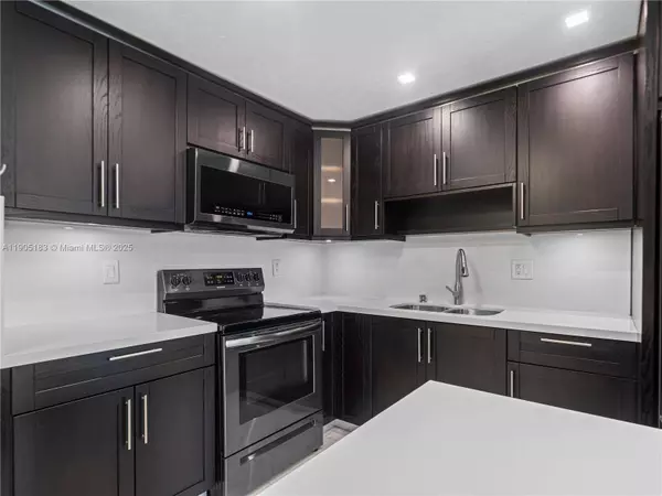 1800 NW 24th Ave #1019, Miami, FL 33125