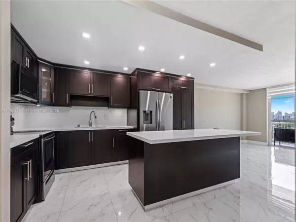 1800 NW 24th Ave #1019, Miami, FL 33125