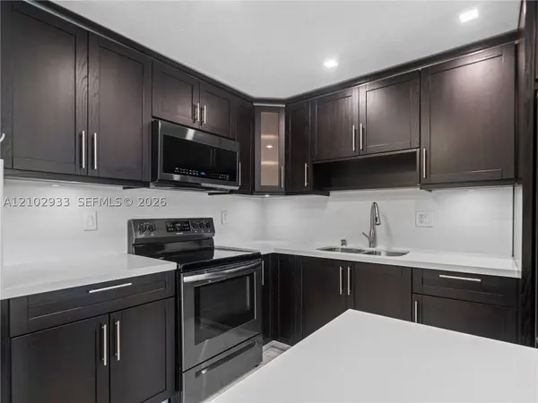 1800 NW 24th Ave #1019, Miami, FL 33125